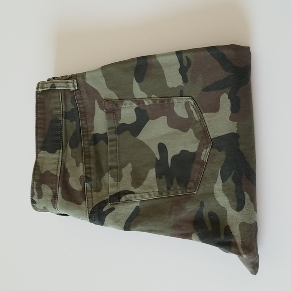 Anthropologie Pants - Anthro Sanctuary Camo Pork Chop Twill Pants 29